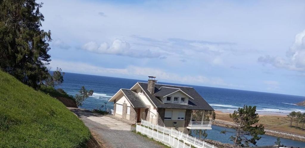 La Villa De Maria I Playa Beach El Puntal Asturias Villaviciosa  Exterior photo